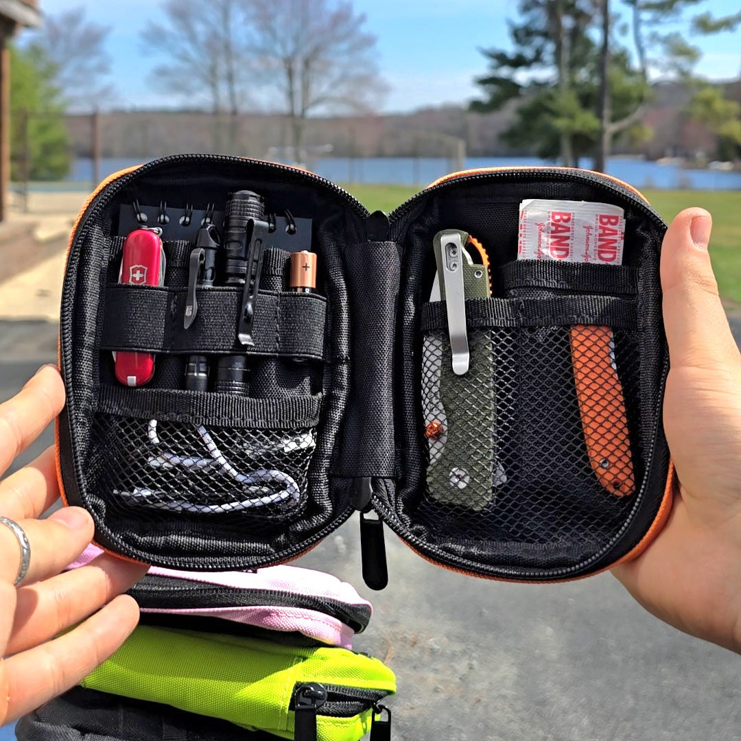 Tatle Gear D-Pack – Compact Tech & Everyday Organizer